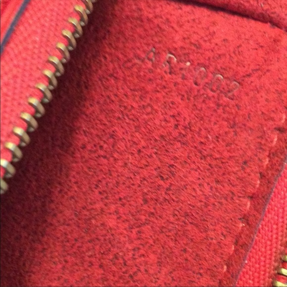 PRICE DROP! ❤️ Authentic Louis Vuitton Red Epi Leather Pochette Clutch - Picture 6 of 15